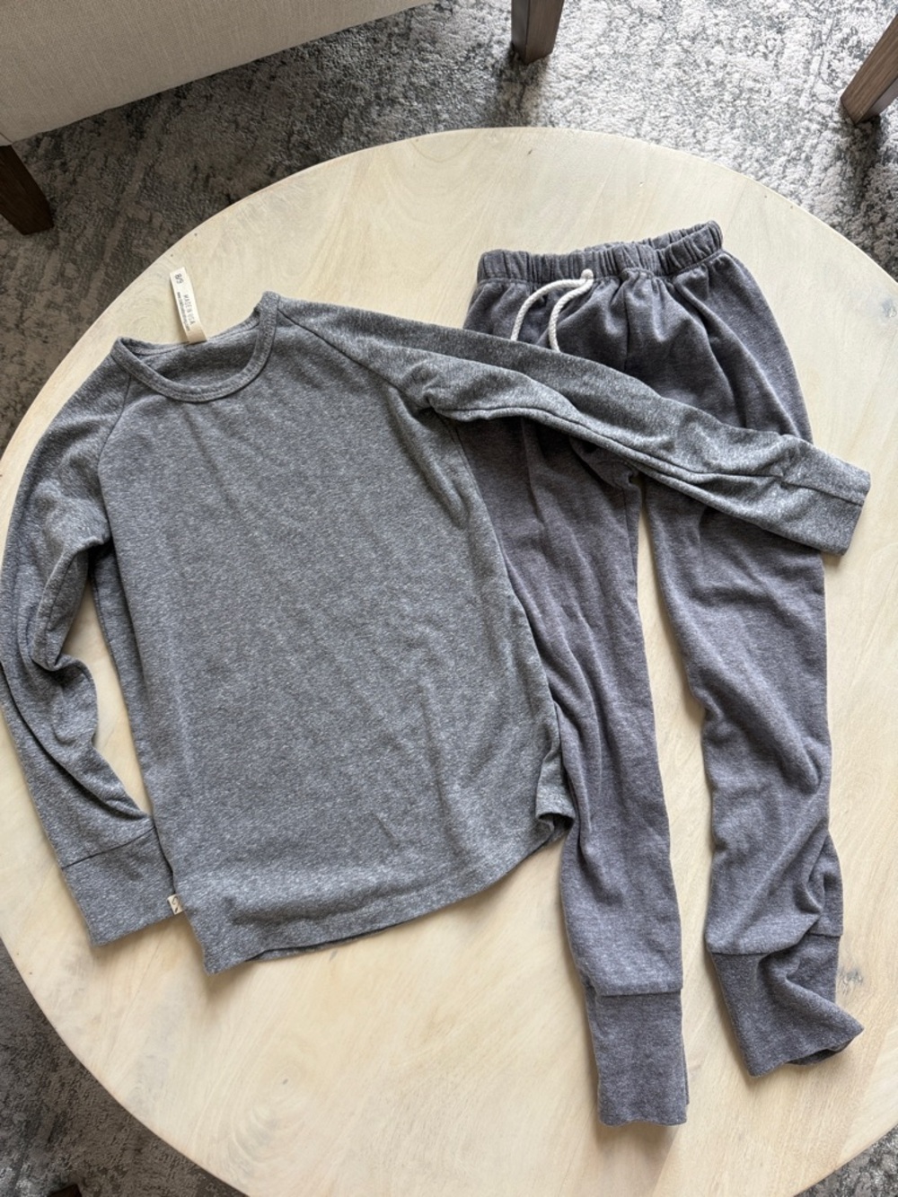 GUC CHILDHOODS CLOTHING Gray Sleep / Loungewear Set SZ 8/9